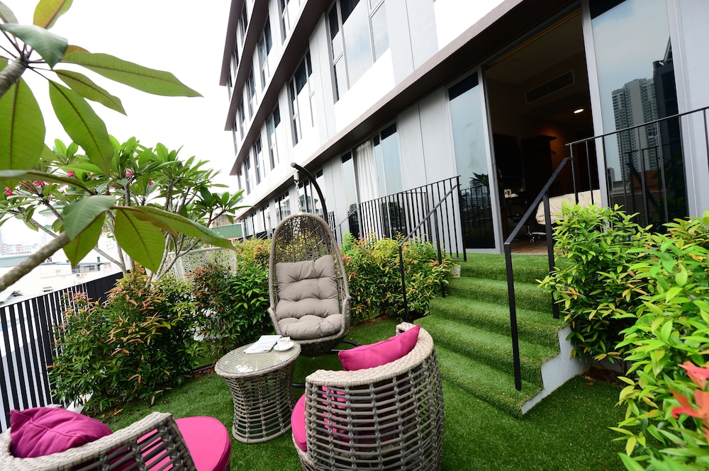 Mercure Singapore Tyrwhitt 74/78