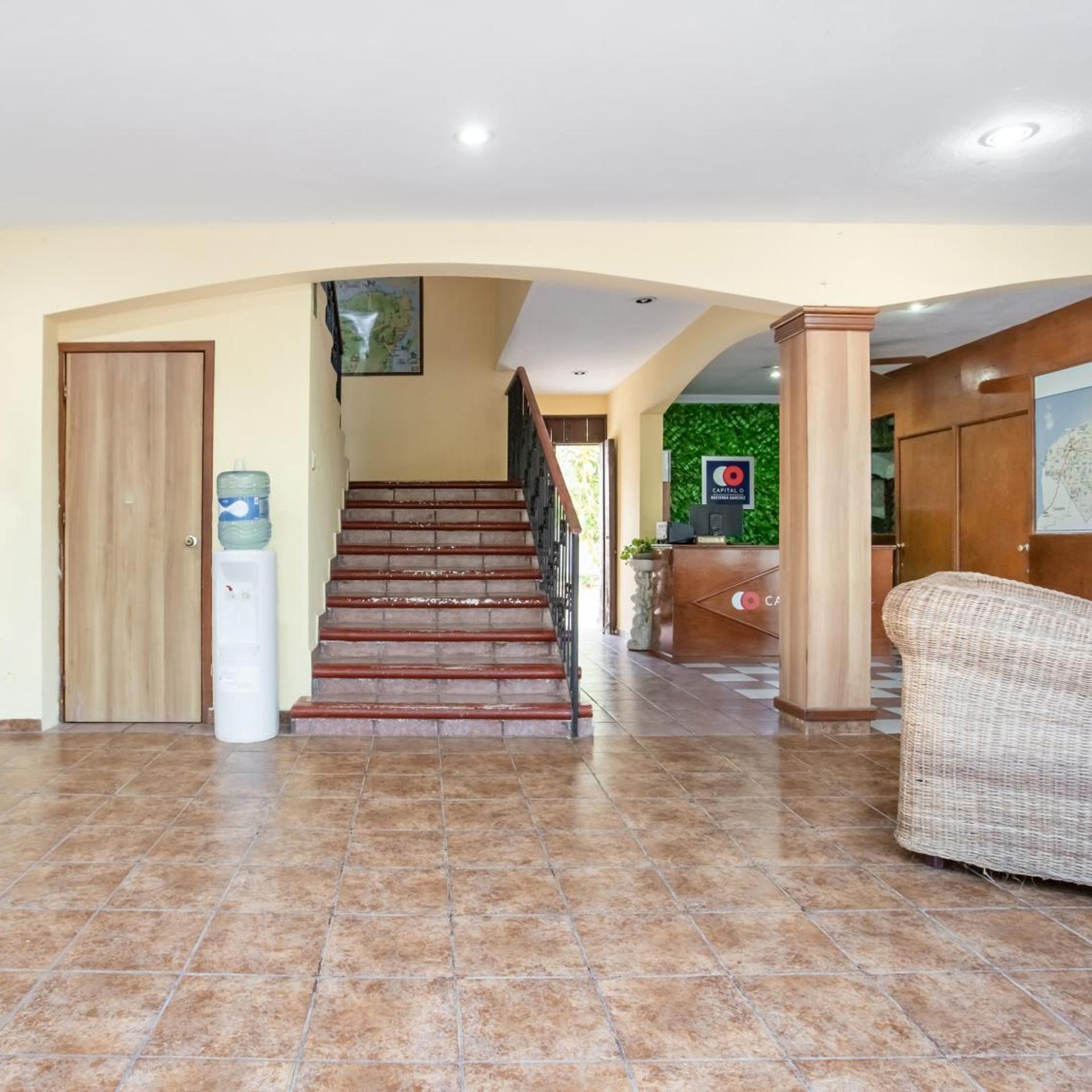 Hotel Hacienda Sanchez 10/69