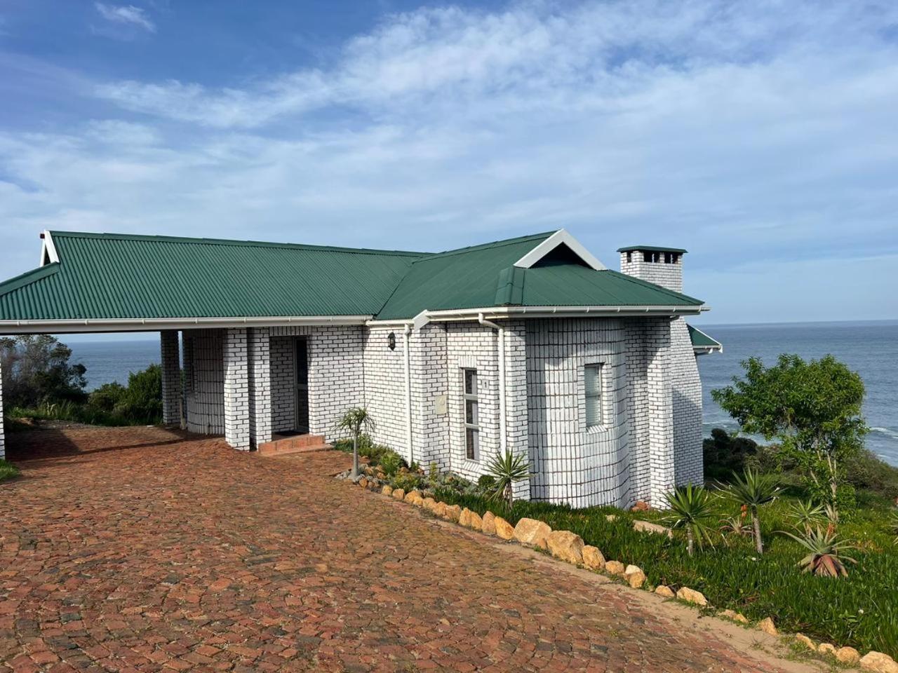 Blue Whale Resort 1/50