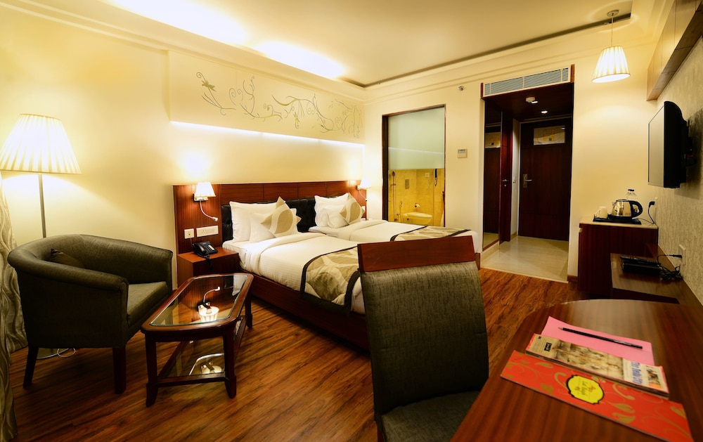 Hotel Regent Grand 23/37