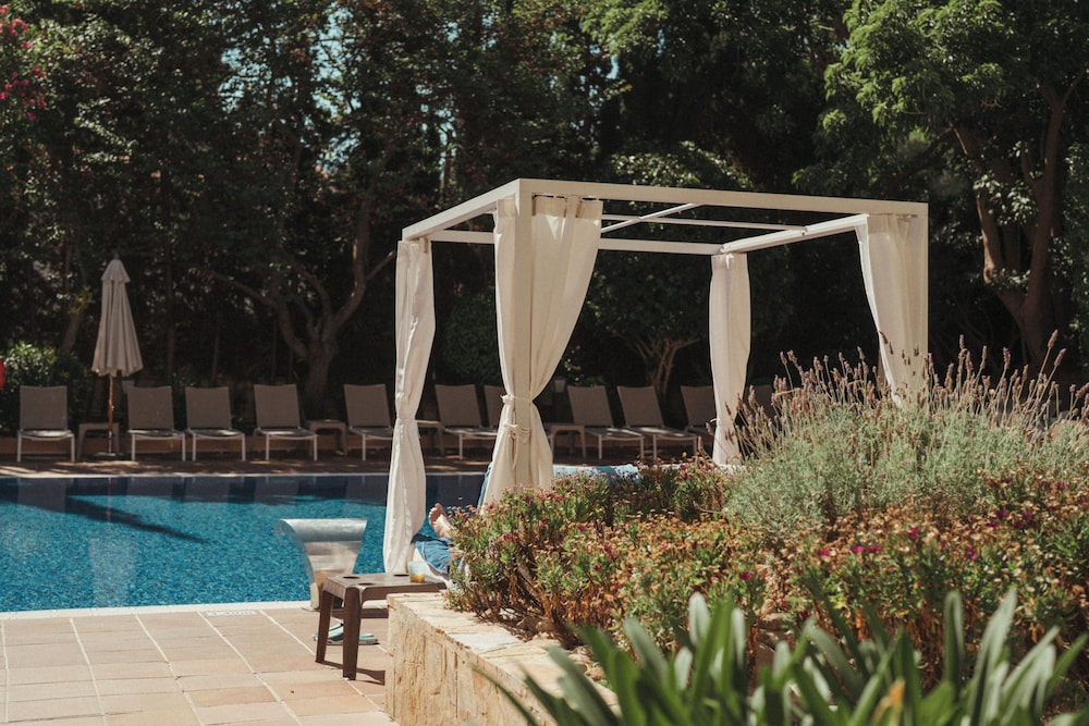 Hotel ROC Oberoy Adults Only +16 61/64