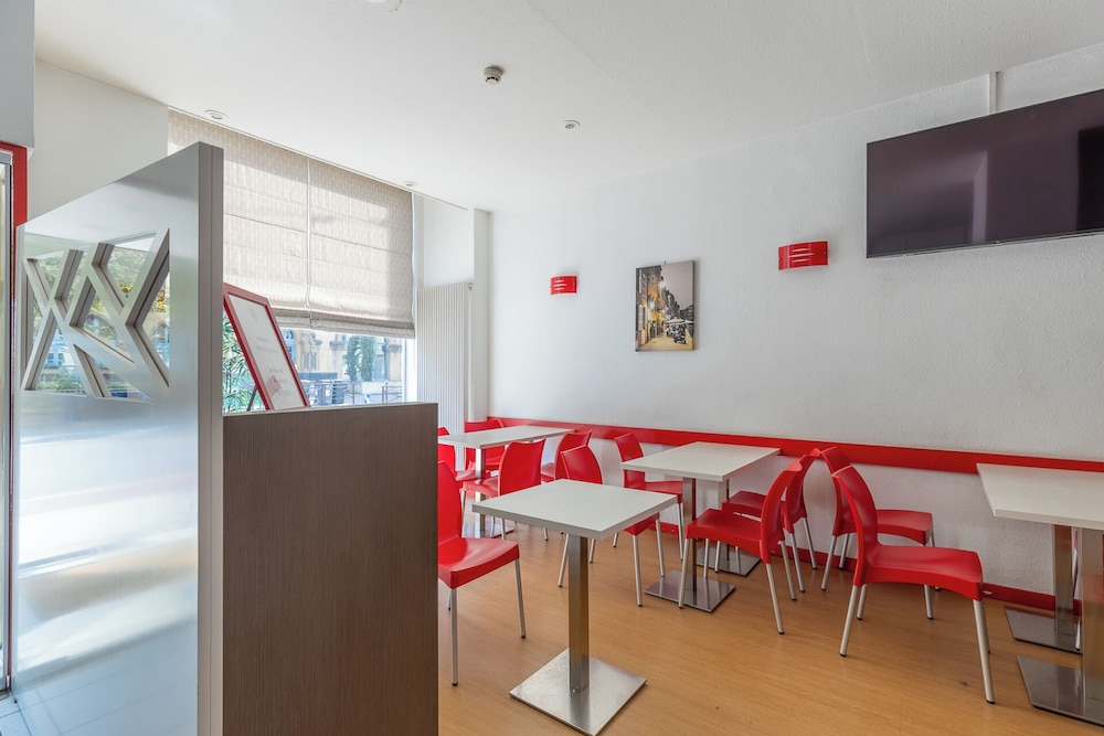 Bristol Metz Center Gare Pompidou Hotel 34/46