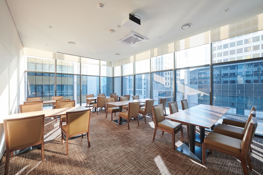 Stanford Hotel Myeongdong 37/50