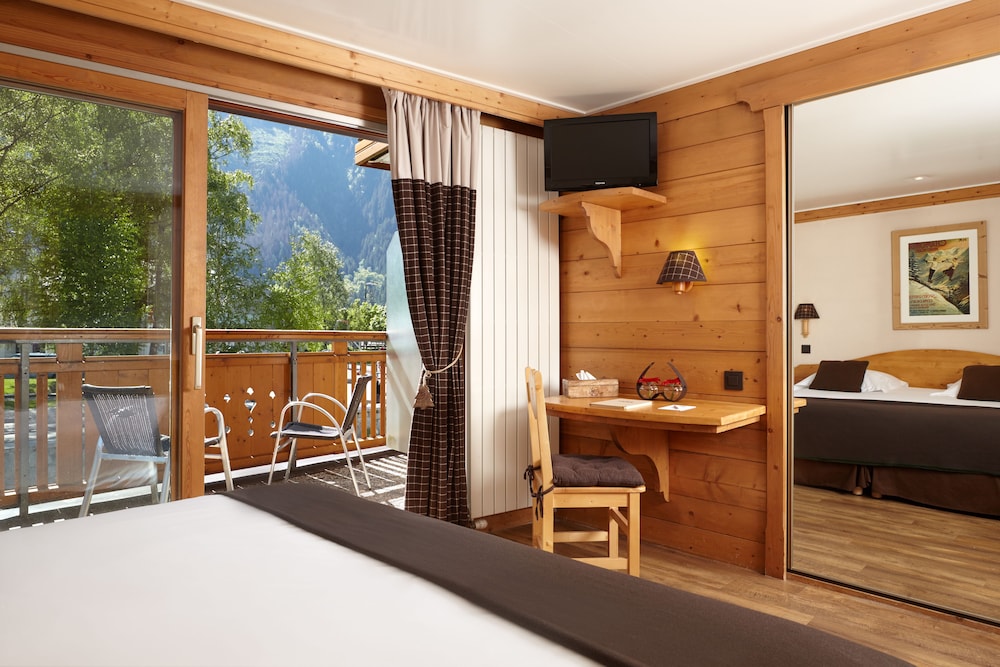 Hotel de L Apos Arve 35/76