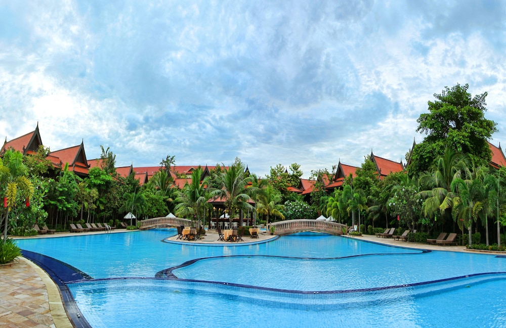 Sokhalay Angkor Villa Resort 65/69