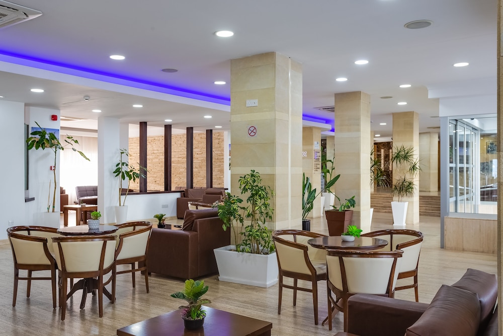 Tetyk Hotel Apts 24/44