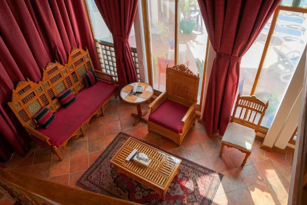 Kuwait Palace Hotel Apartment 49/66