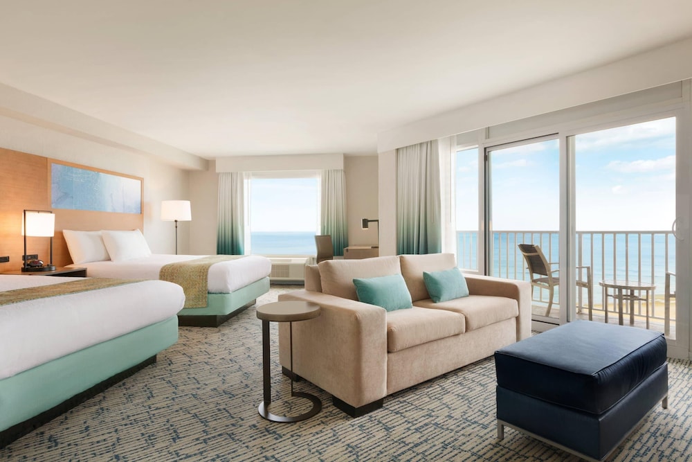 Surfbreak Oceanfront Hotel, Ascend Hotel Collection 42/61
