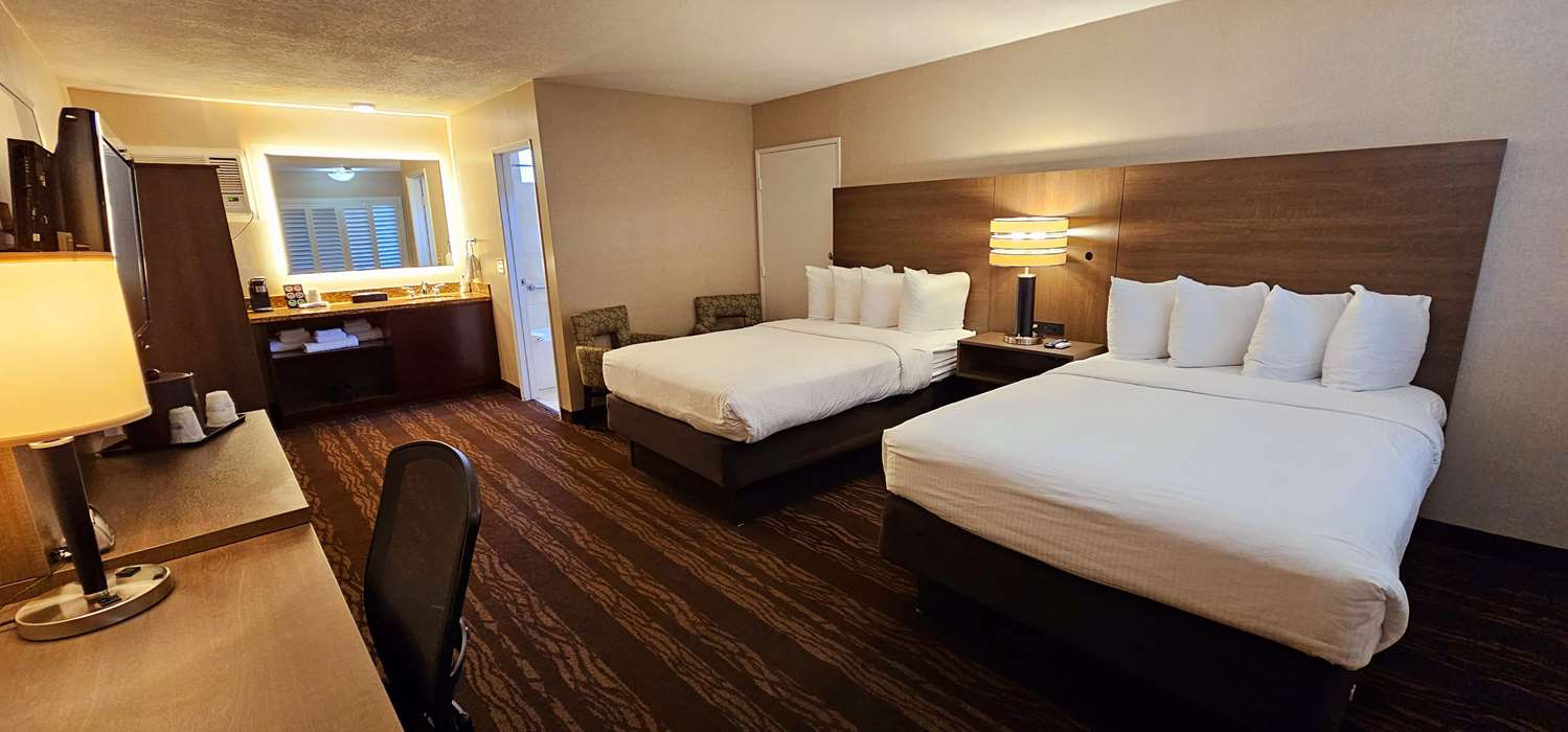 Best Western Plus Stovall's Inn 9/36
