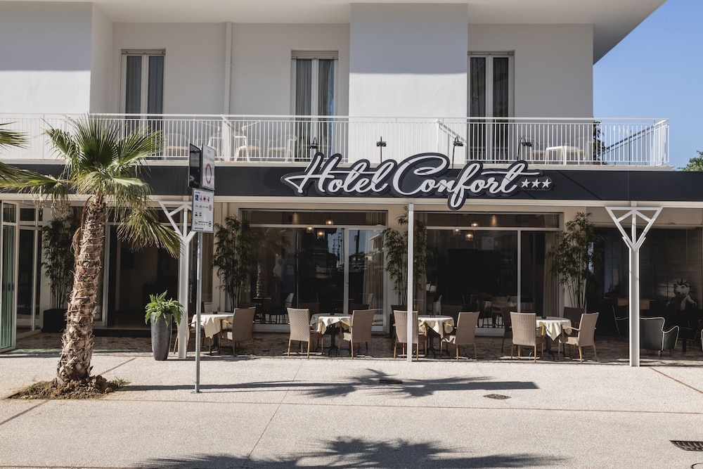 Hotel Confort photo4