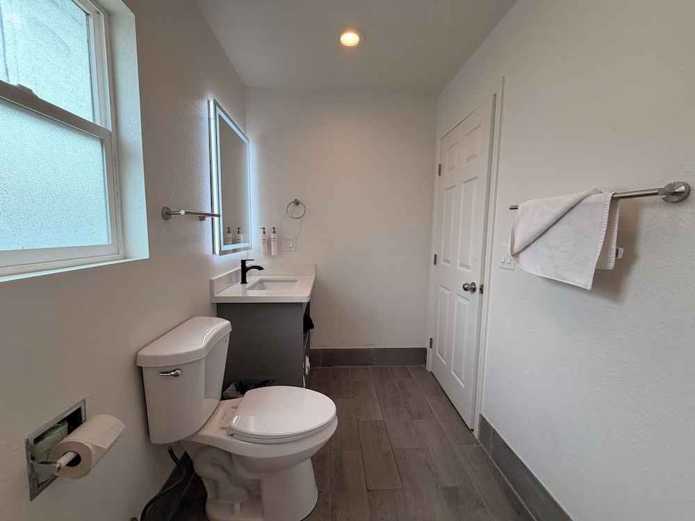 Holland Inn And Suites 46/51