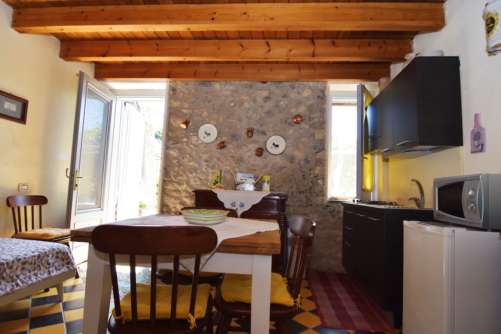 Bella Baia Relais 25/50