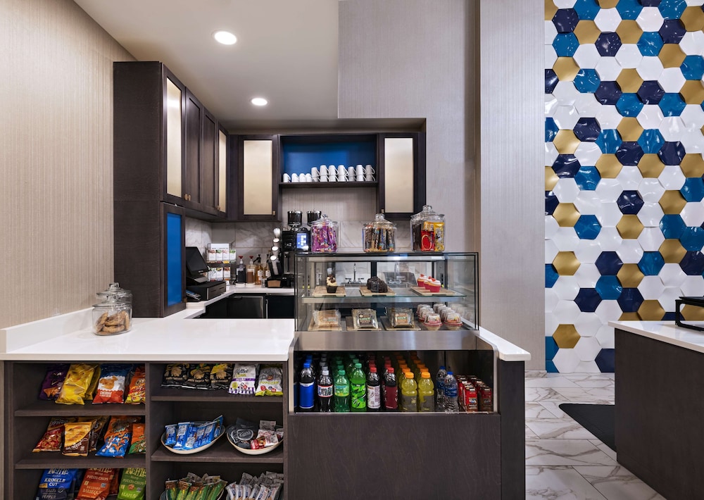 Hyatt Place Tulsa Downtown 11/74