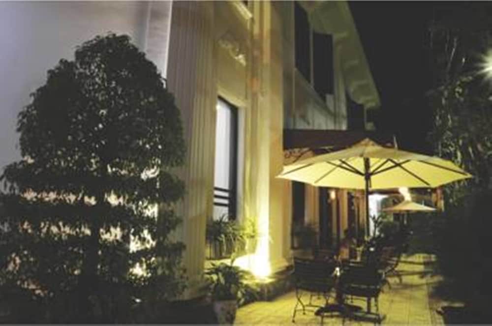 Signature By M Village Da Nang Heritage, a brand of Modern Village Lifestyle 49/50