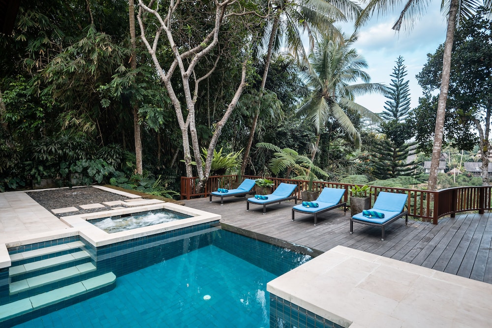 Villa Vajra 24/27