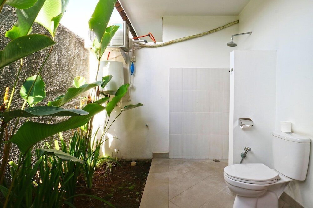 Pererenan Nengah Guesthouse 70/72