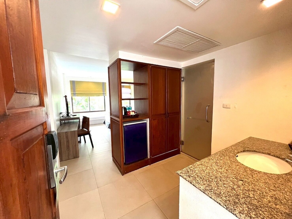 The Viridian Resort 36/62