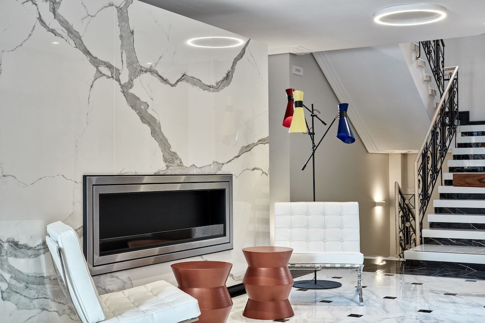 Antigon Urban Chic Hotel by GHH 63/67