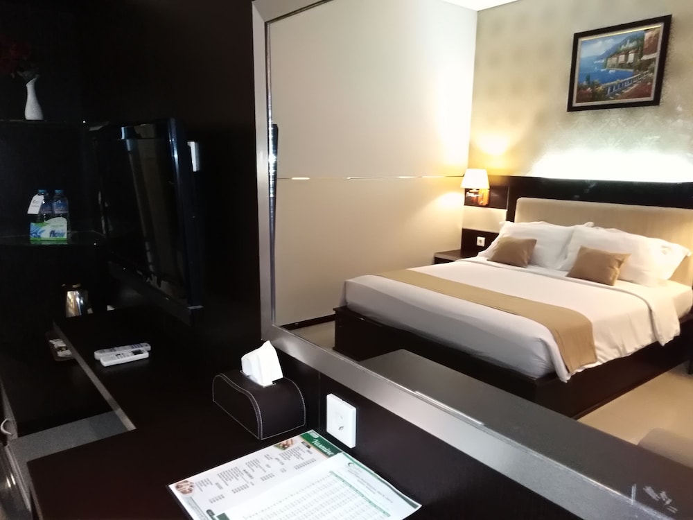 Zahra Syariah Hotel Kendari 16/59