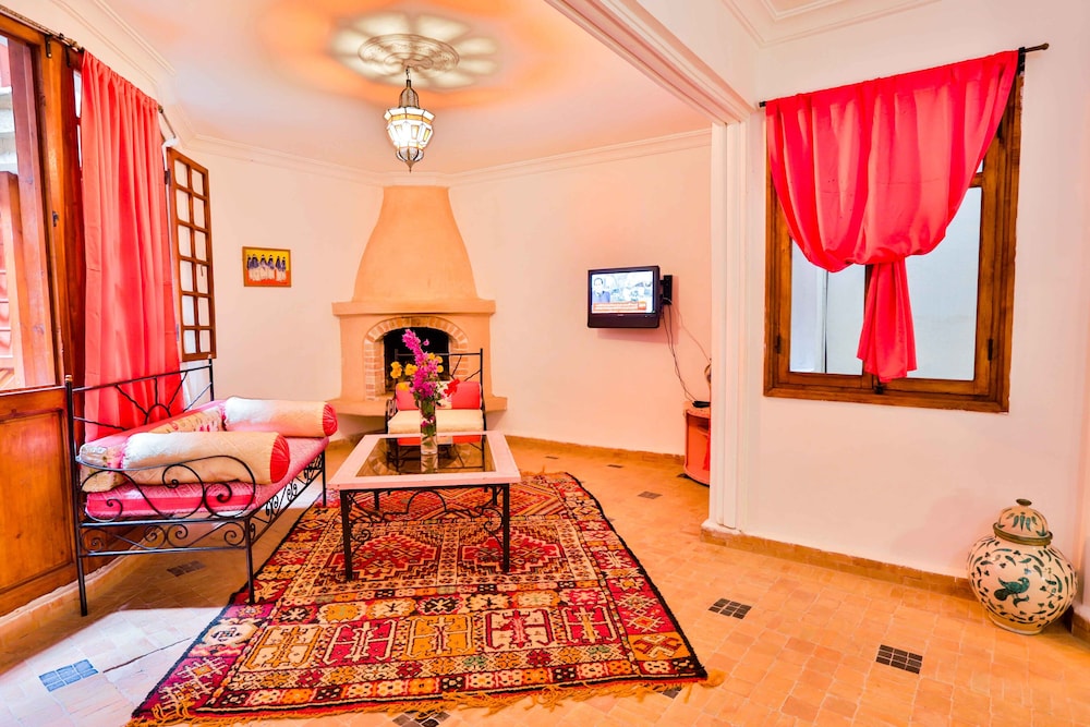 Riad Al Khansaa 40/70