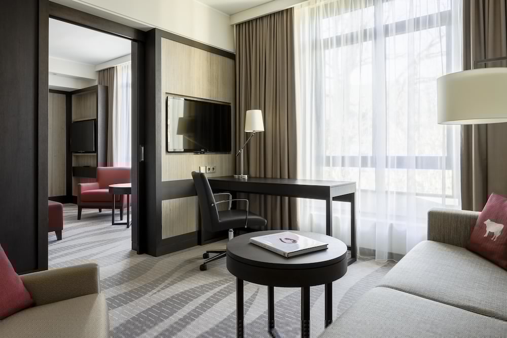Munich Airport Marriott Hotel 65/80