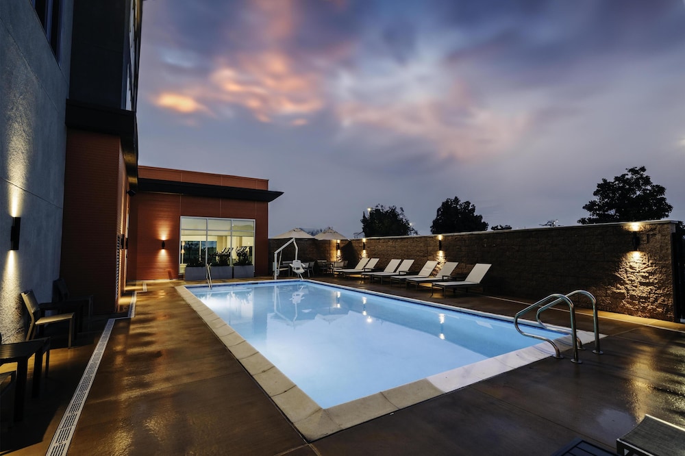 Hyatt House Sacramento Airport - Natomas 13/46