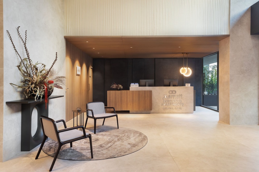 Lobby at Marriott Executive Apartments Istanbul Fulya, ISTANBUL
