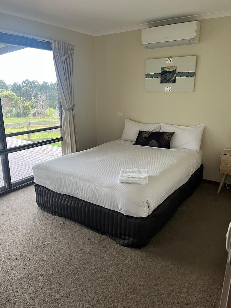 WARRAGUL VIEWS MOTOR INN 17/65