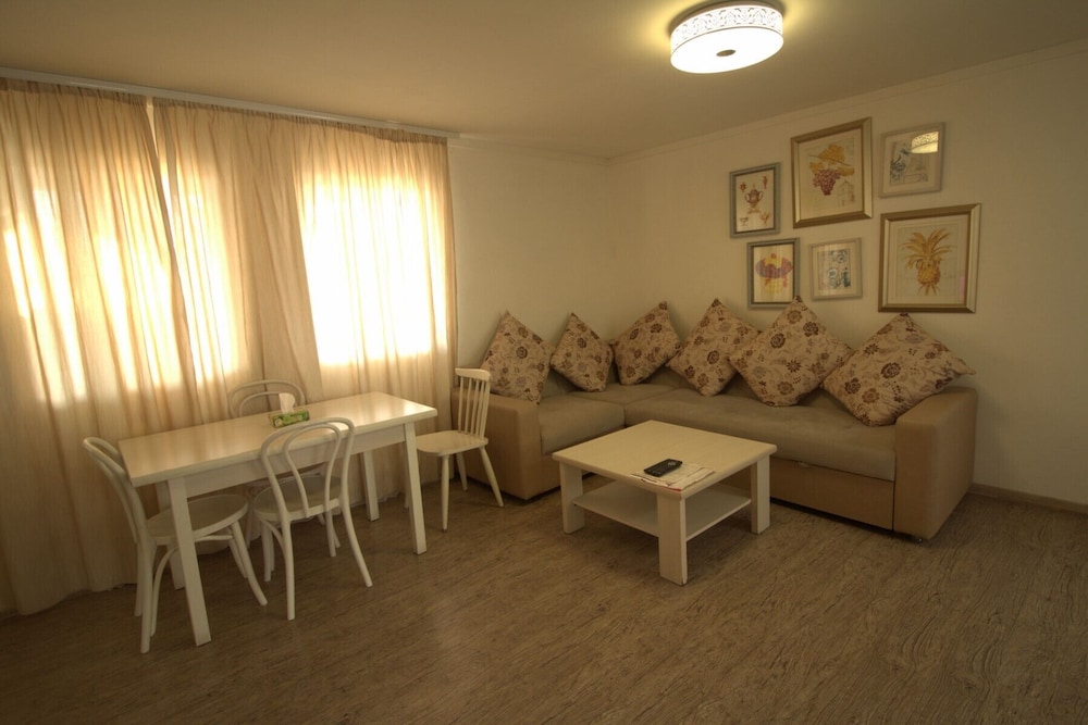 Cross Resort Yerevan 33/50