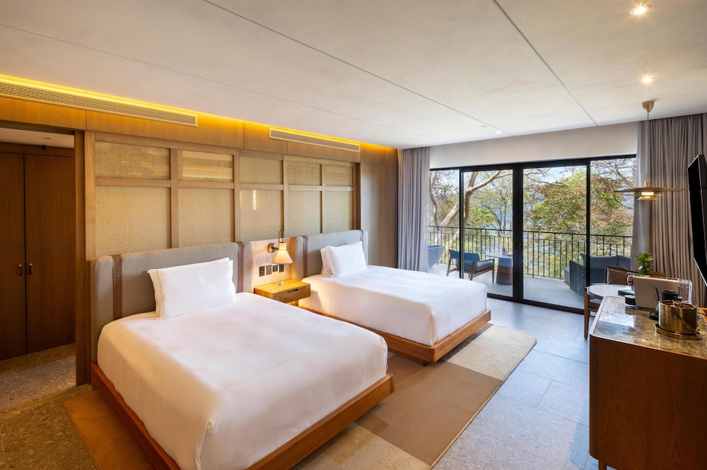 Room, 2 Queen Beds, Bay View