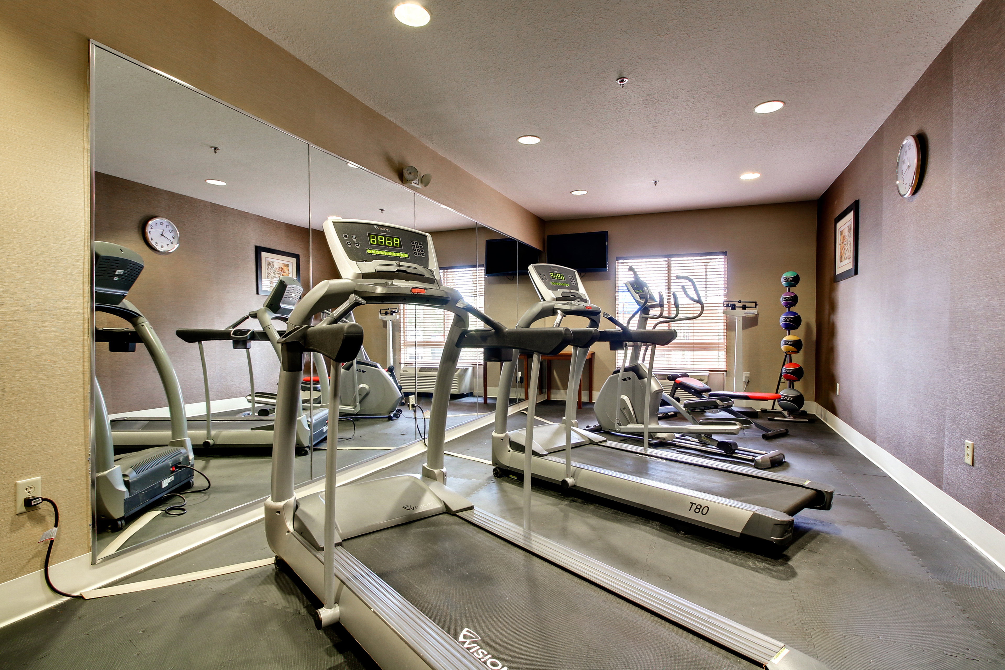 Holiday Inn Express Suites Jacksonville South I 295 45/73