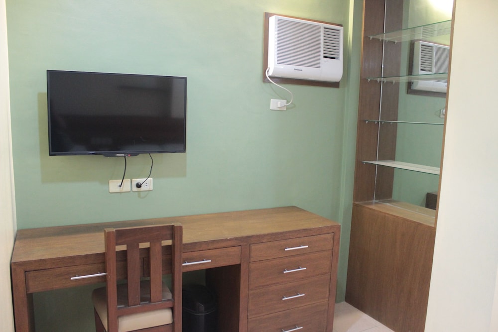 Joyce Apartelle Kalentong 40/49