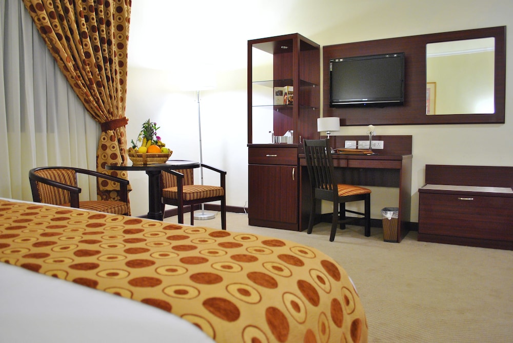 LARSA HOTEL 31/48