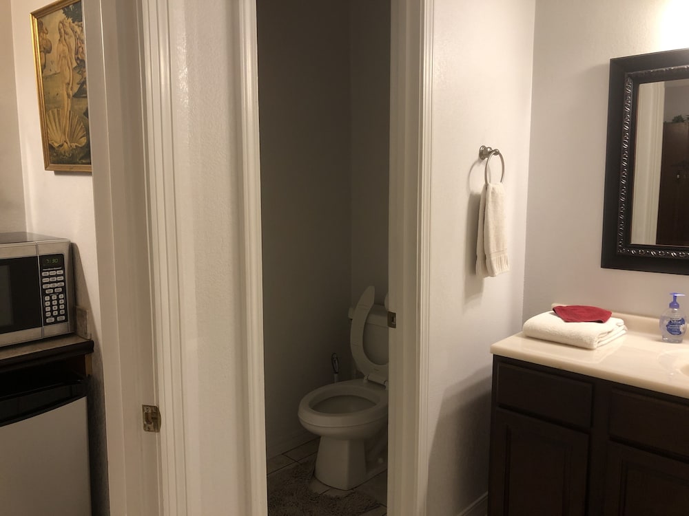 Echo Canyon Manor 75/76