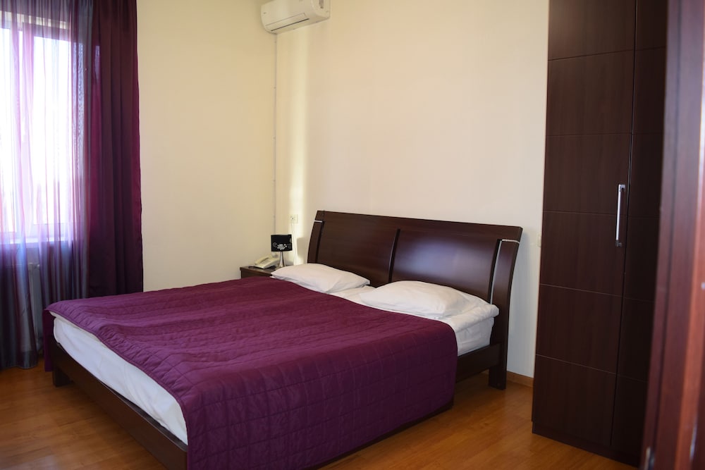 Hotel Grig 17/50