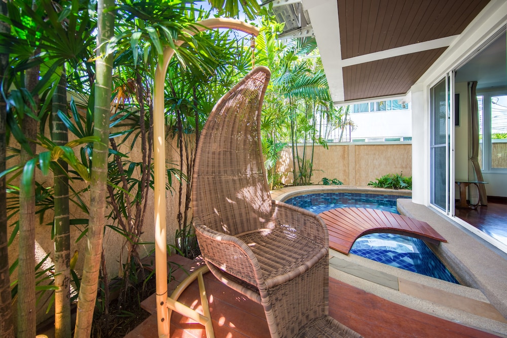 Paradise Pool Villa Pattaya in Tropicana Village (ex VIP Villas Pattaya Tropicana Jomtien Beach) 38/50
