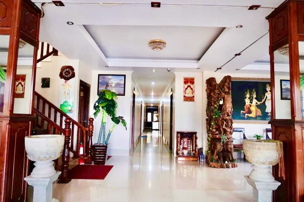 Siem Reap Riverside Hotel 7/67
