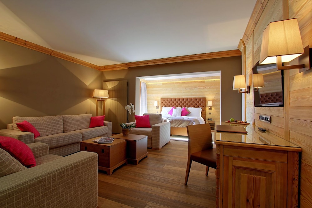 Hotel Royal 25/50