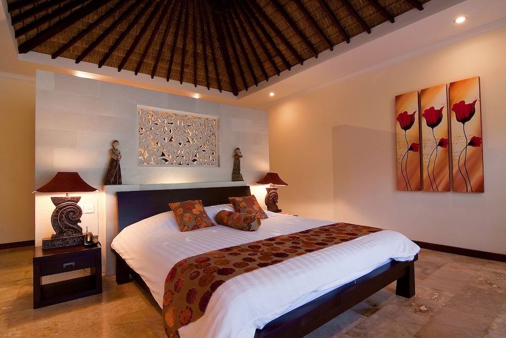 Ellora Villas 6/44