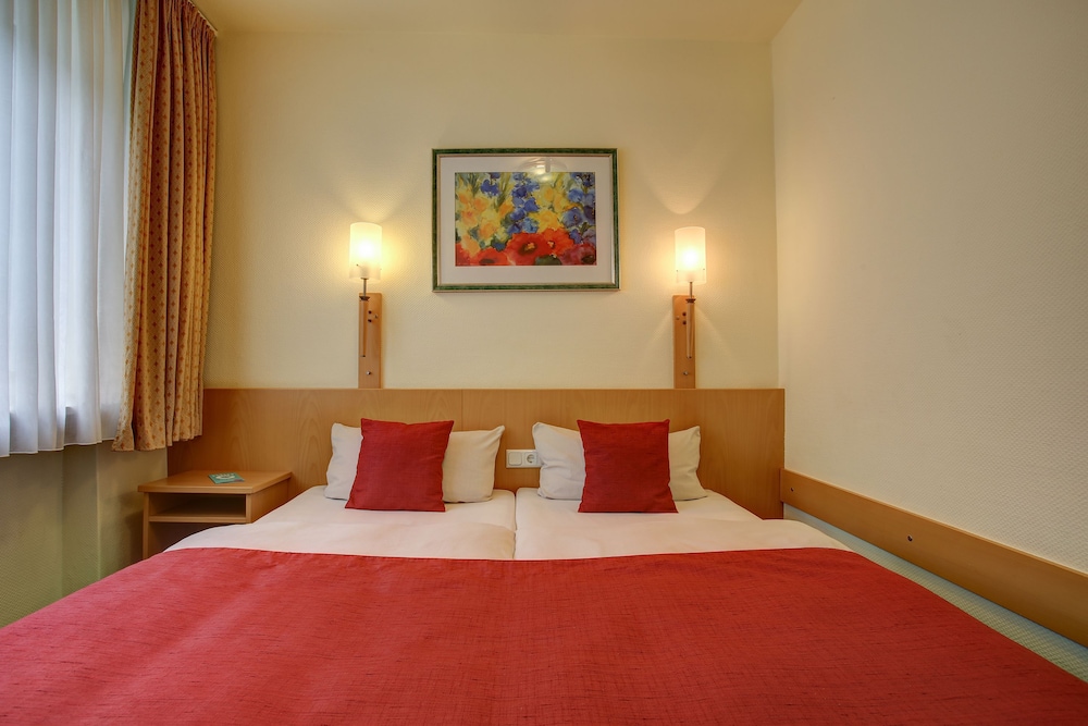 Trip Inn Hotel Conti 8/28