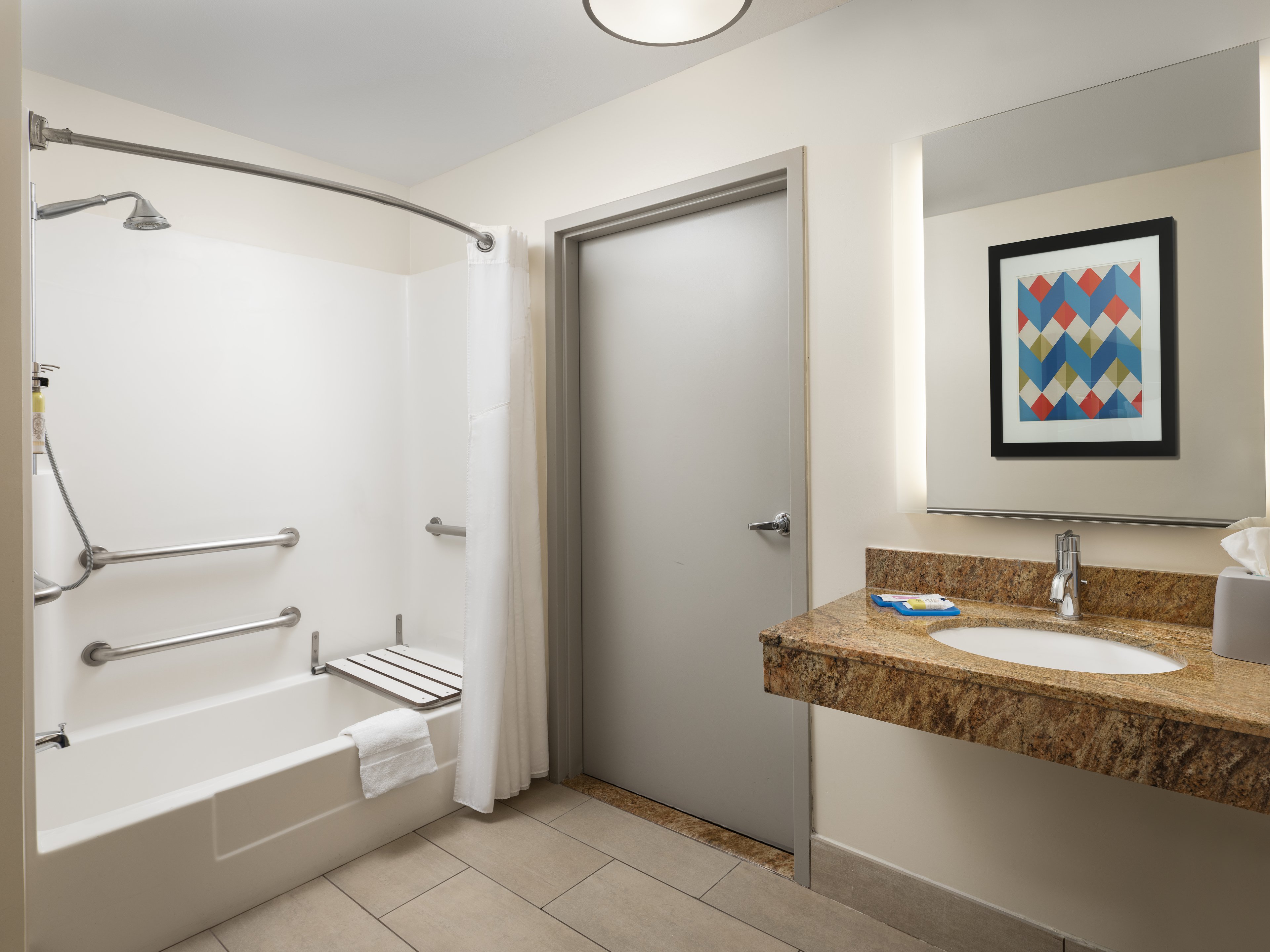 Holiday Inn Express Hotel And Suites Belmont 43/43