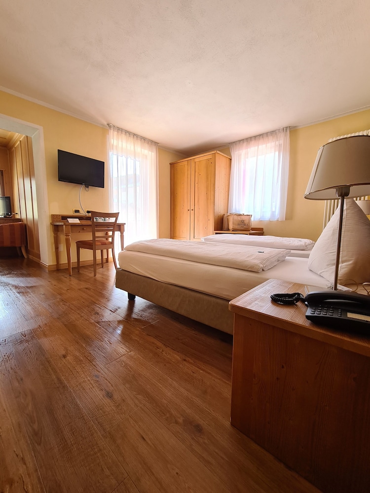 ASTORIA HOTEL - CANAZEI 49/66