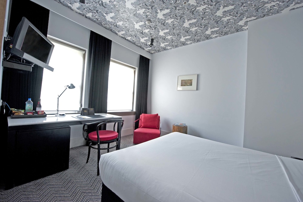 Peppers Gallery Hotel 20/77