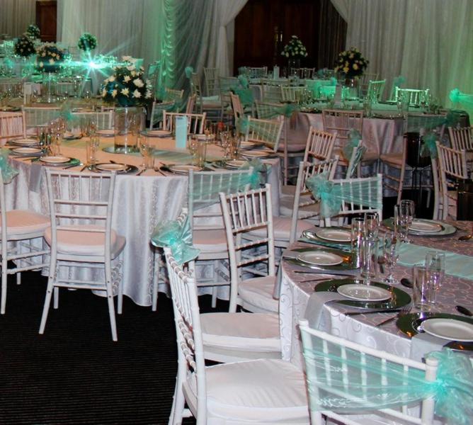 Crown Hotel and Conference Centre 20/30