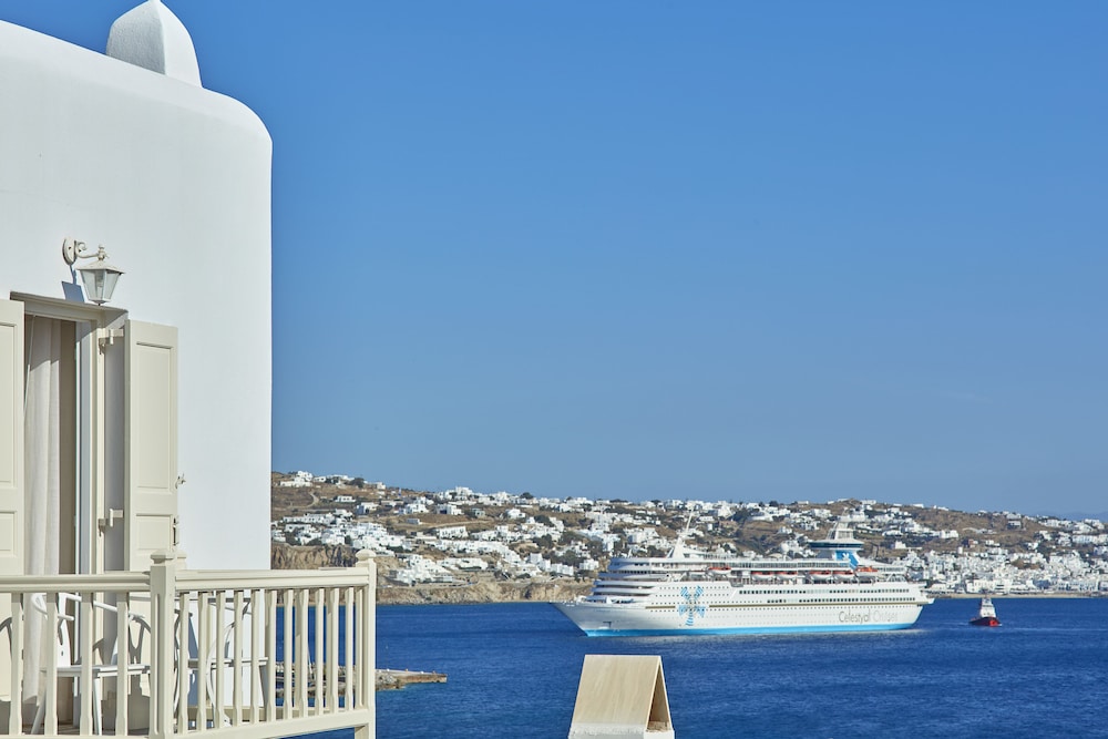 Mykonos Princess 43/50