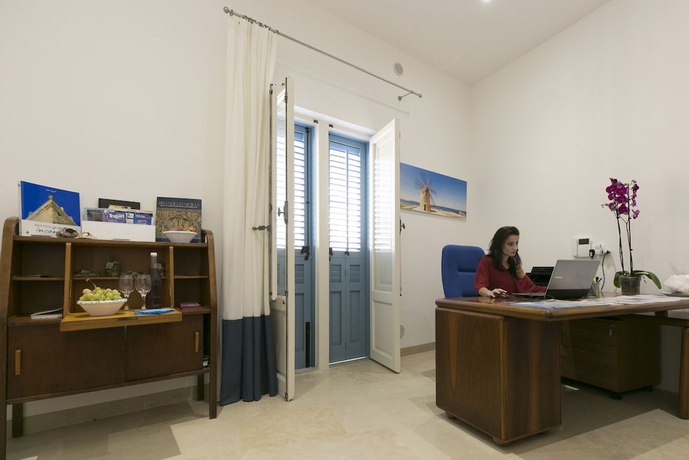 ZIBIBBO SUITES & ROOMS 63/76