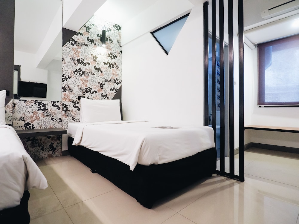 Loyy Hotel 25/53