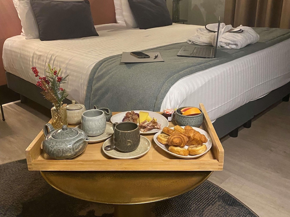 Mercure Montauban 41/53