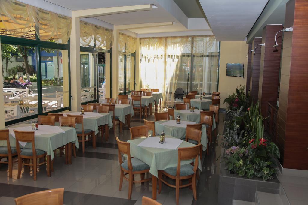Hotel Slavyanski 14/21