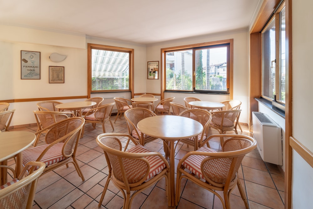 Hotel Ristorante Il Ceppo 42/70
